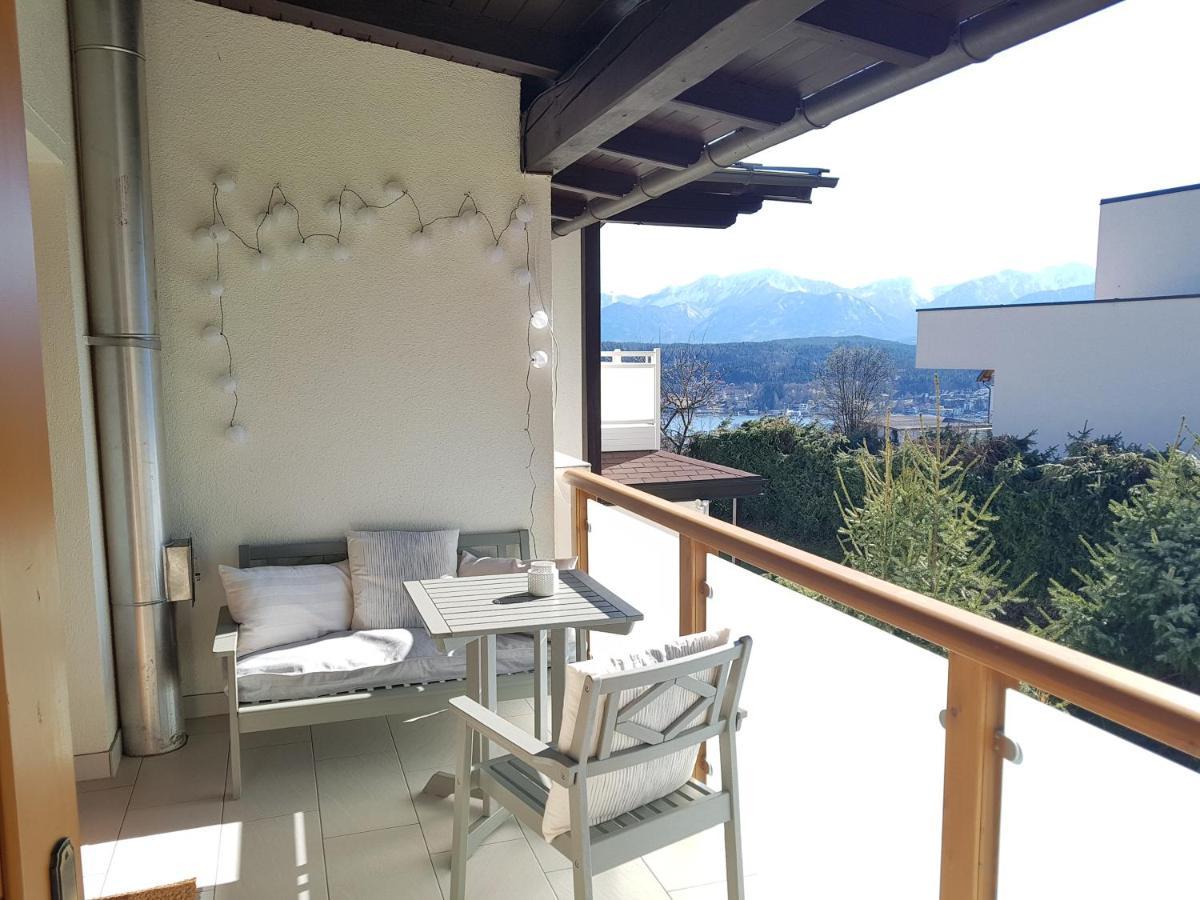 Wohnung Mit Balkon In Velden - Appartment Berge Bytilly フェルデン・アム・ヴェルターゼー エクステリア 写真